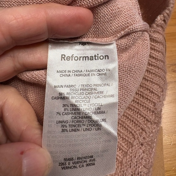 NWT Reformation- Rose Cashmere Linen Set in Color Serenade. Size L - Picture 12 of 13
